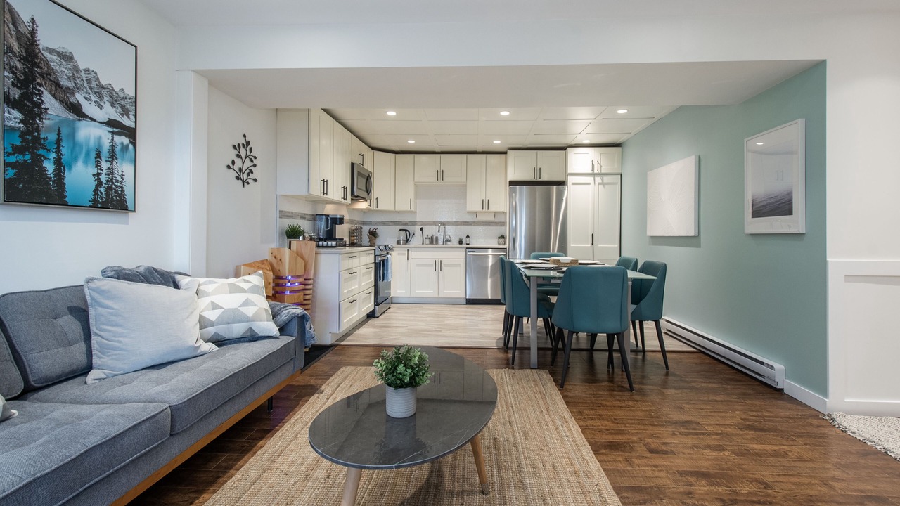 Photo of Livingroom in North Vancouver