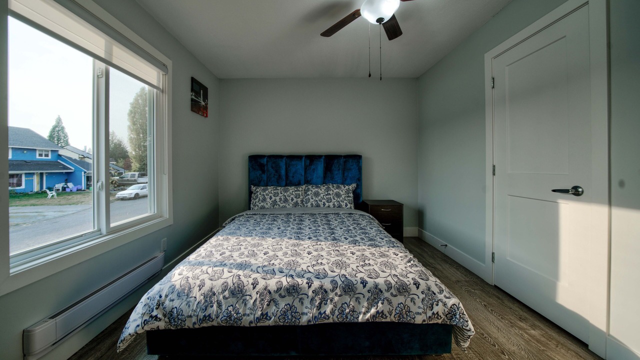 Photo of Bedroom in Langley