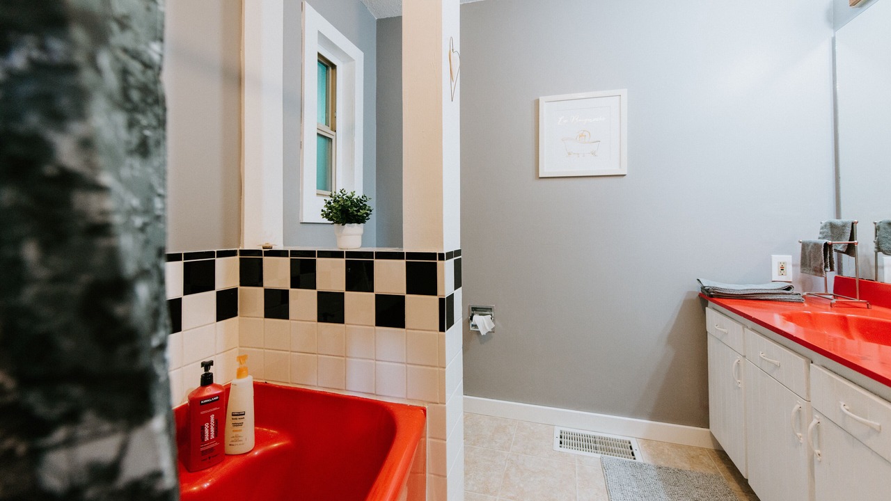 Photo of Bathroom in Sechelt
