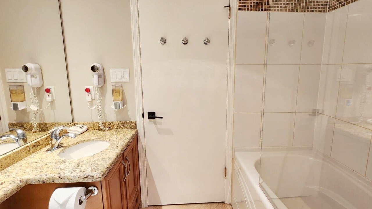 Photo of Bathroom in Upper Village