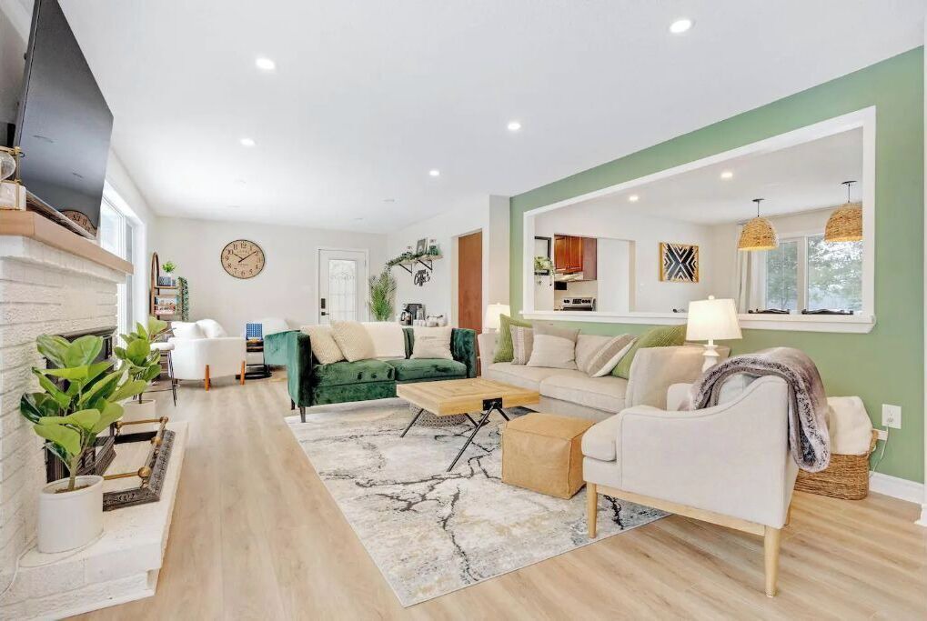 Photo of Livingroom in Calabogie
