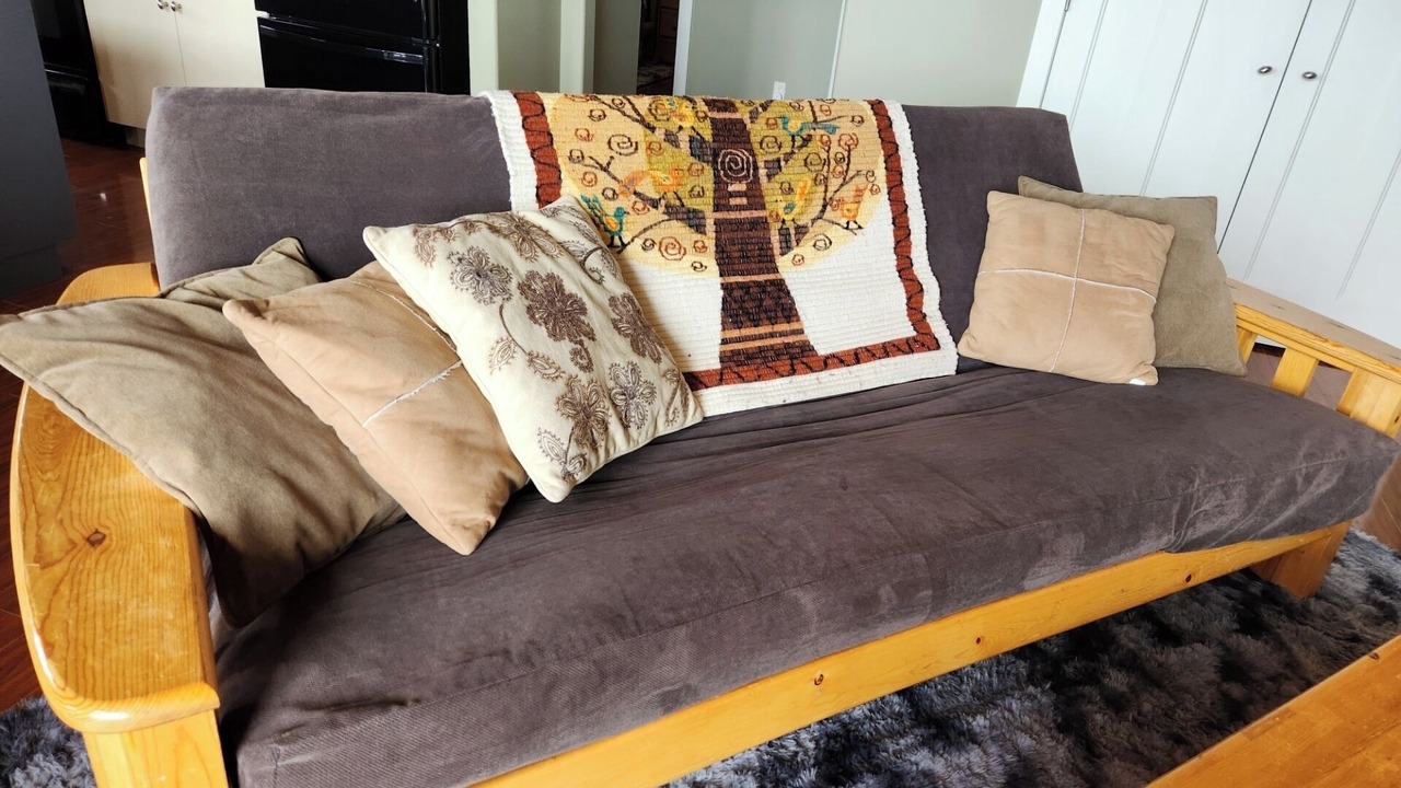 Photo of Livingroom in Division No. 3