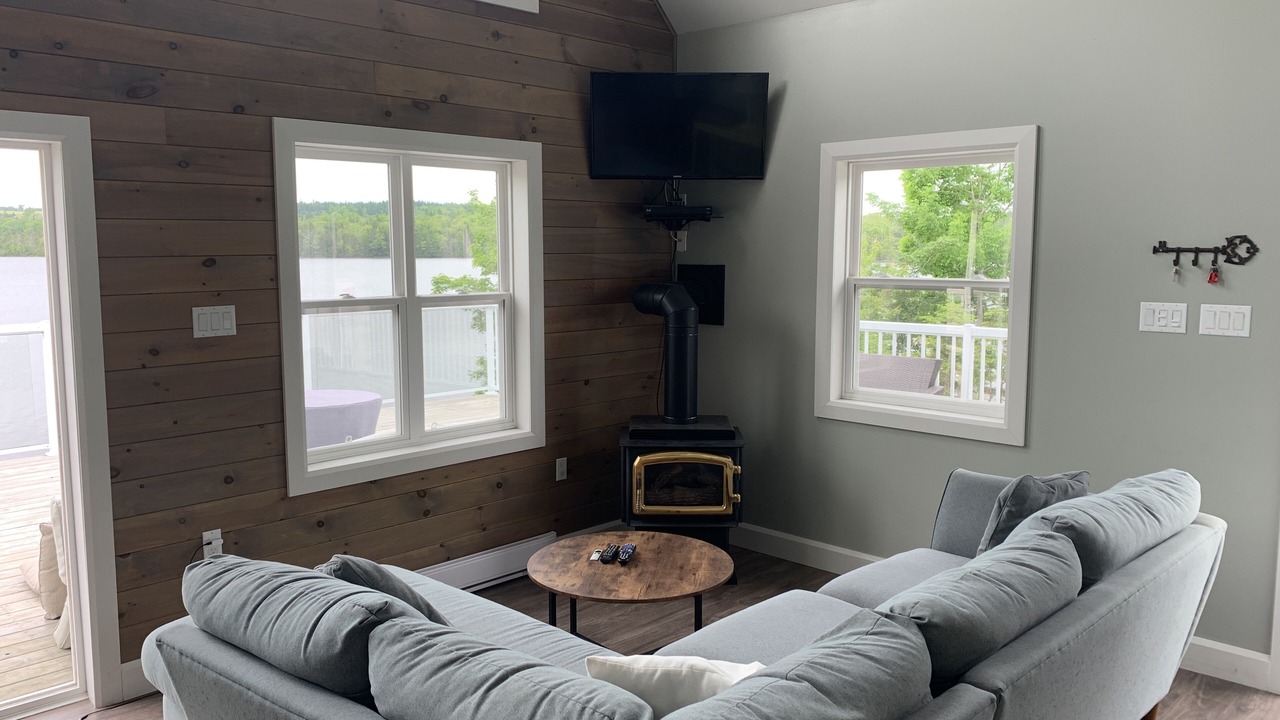 Photo of Livingroom in Boylston