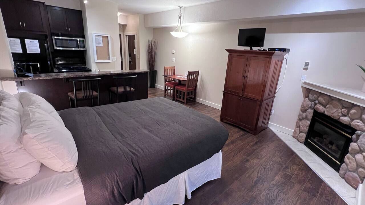 Photo of Bedroom in East Kootenay