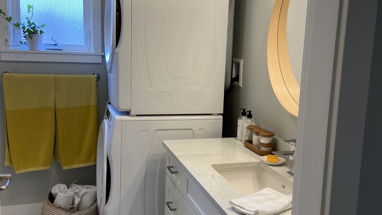 Photo of Bathroom in Roberts Creek