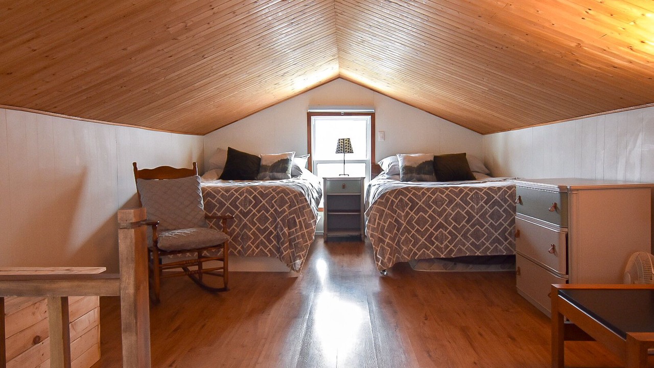 Photo of Bedroom in Saint-Hermenegilde
