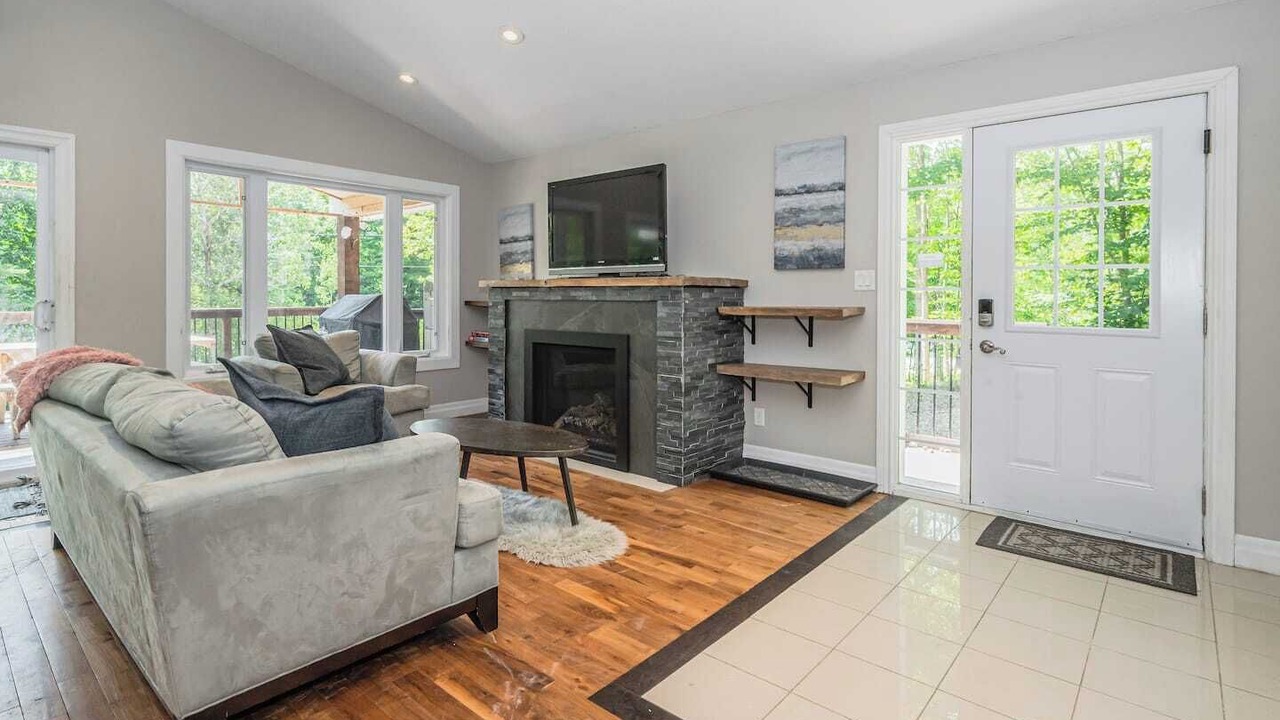Photo of Livingroom in South Bruce Peninsula