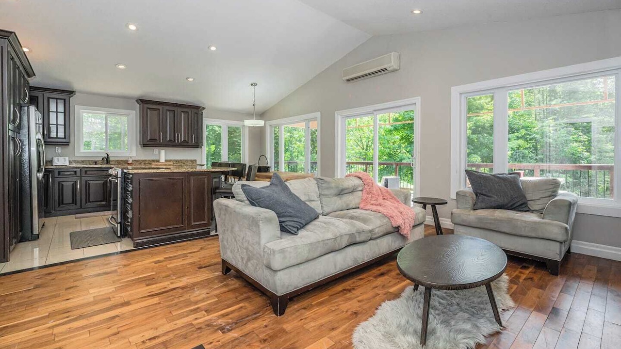 Photo of Livingroom in South Bruce Peninsula
