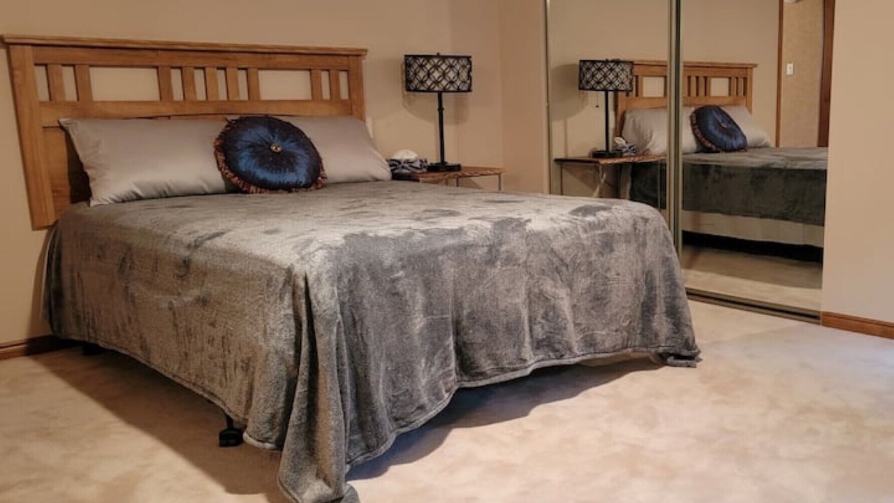 Photo of Bedroom in Colborne