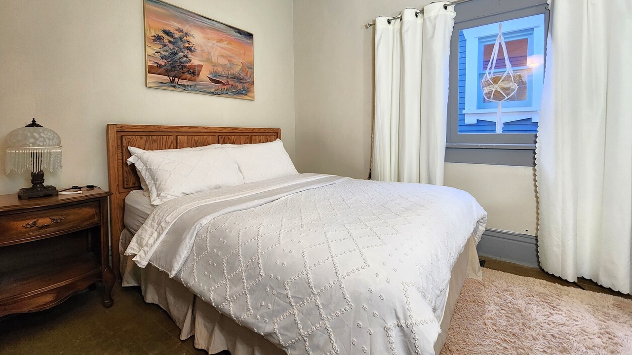 Photo of Bedroom in Kitsilano
