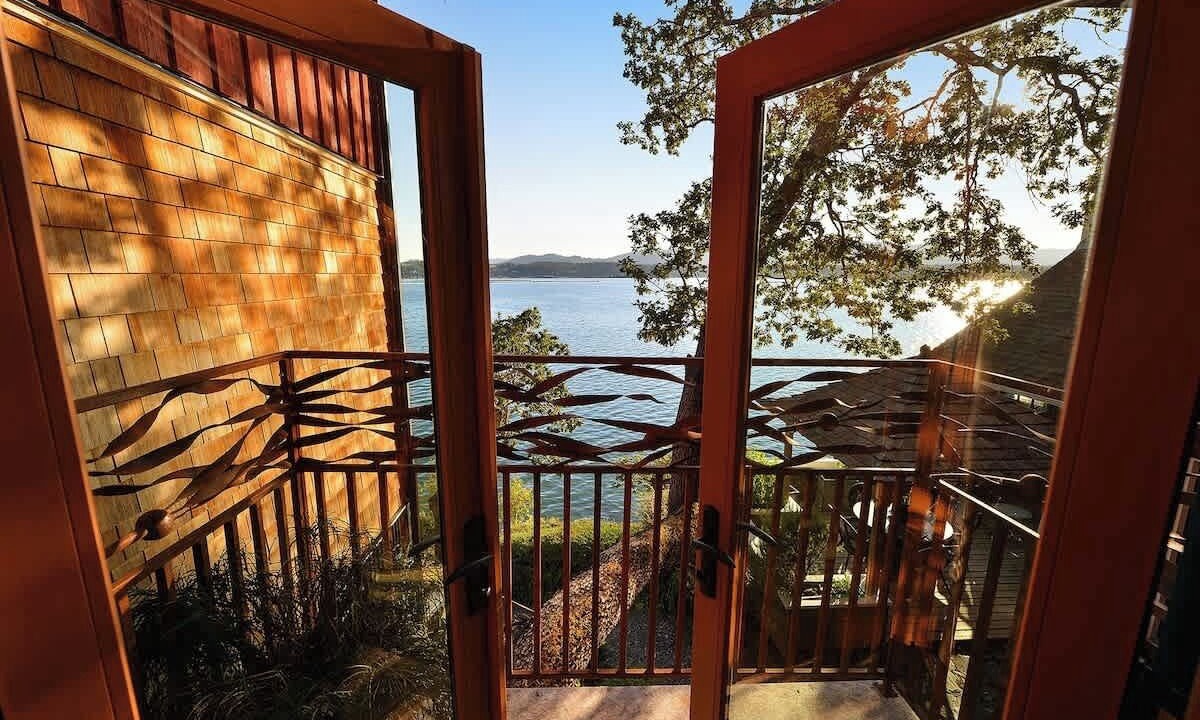 Photo of Patio Balcony in North Cowichan