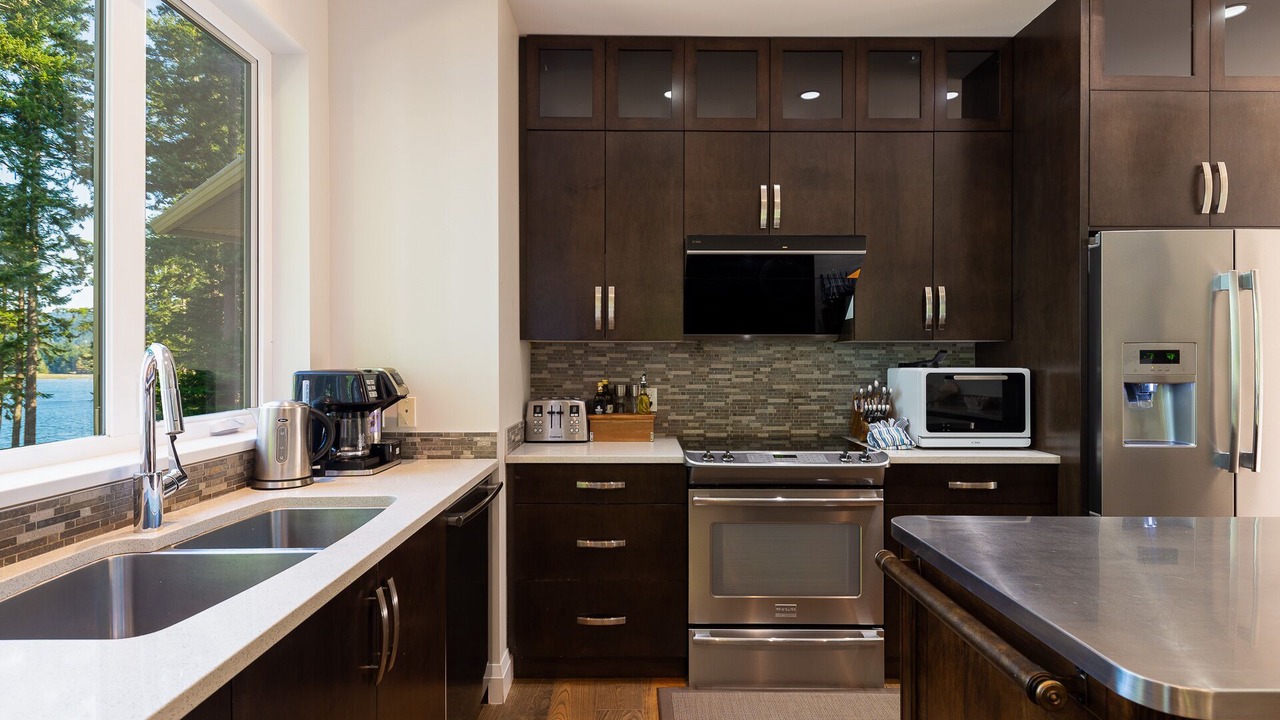 Photo of Kitchen in East Sooke