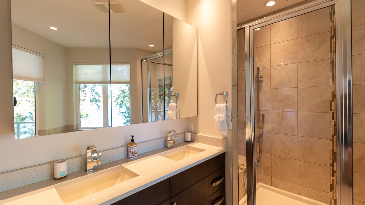Photo of Bathroom in East Sooke