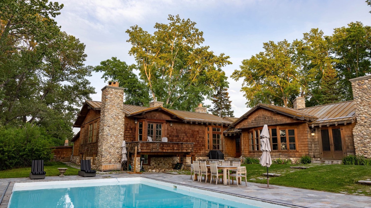 Photo of Outdoor in Calgary
