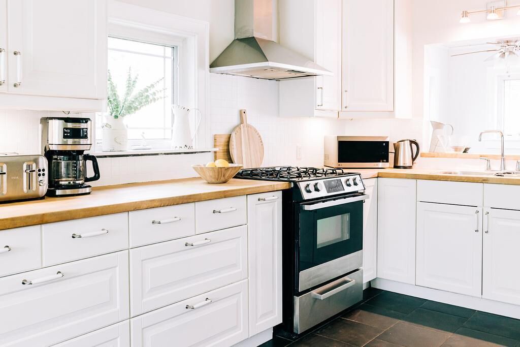 Photo of Kitchen in Muskoka Lakes