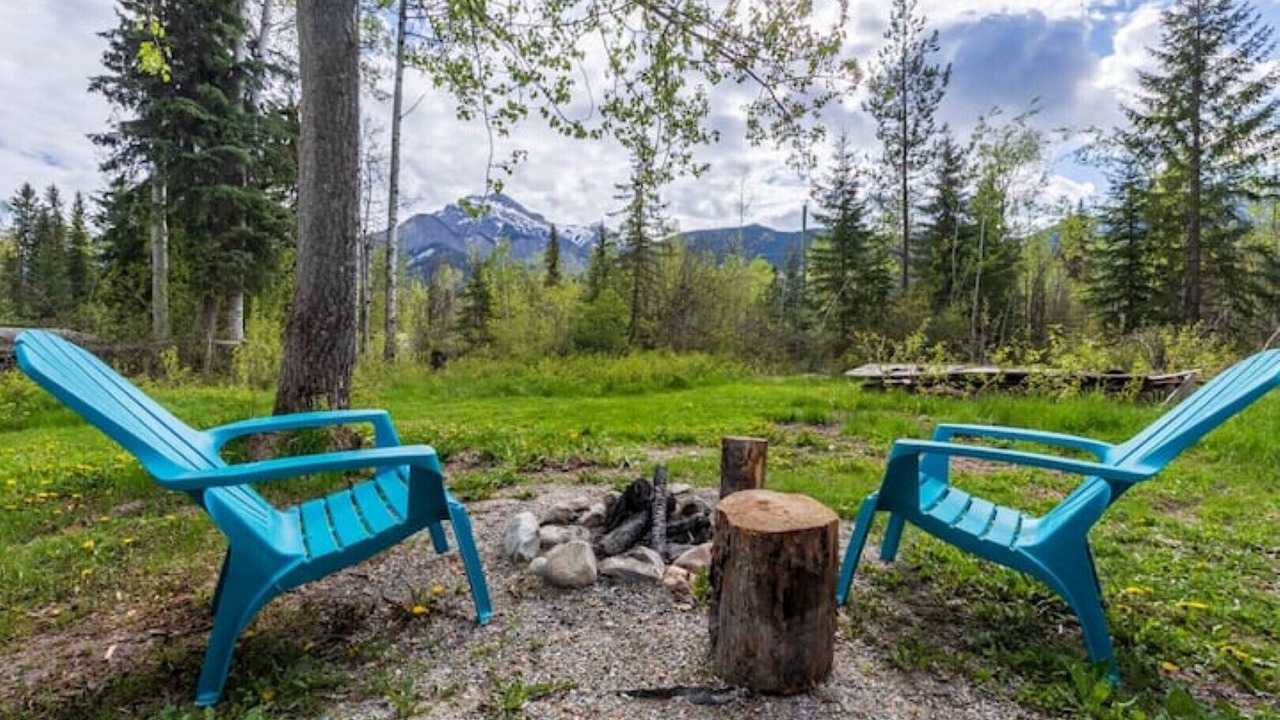 Photo of Outdoor in Blaeberry