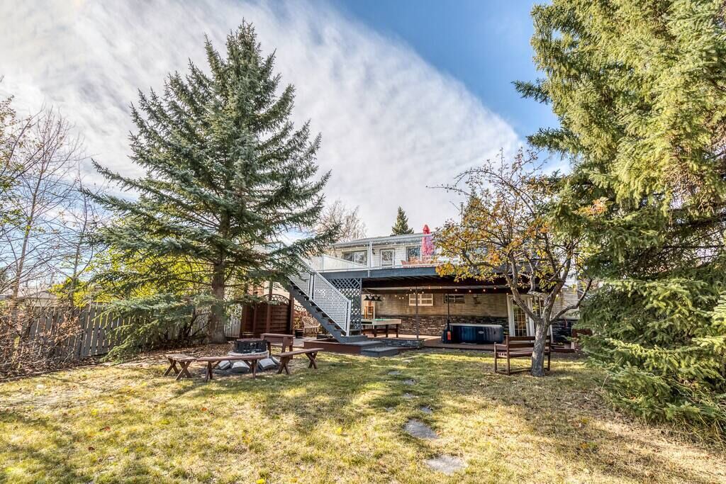 Photo of Patio Balcony in Northwest Calgary