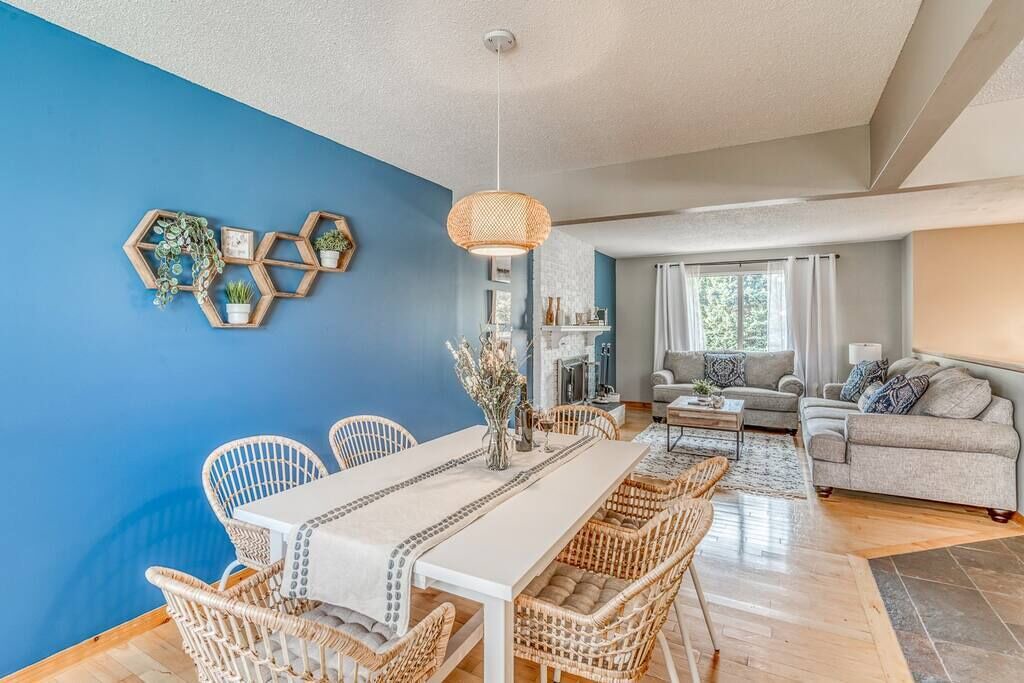 Photo of Livingroom in Northwest Calgary