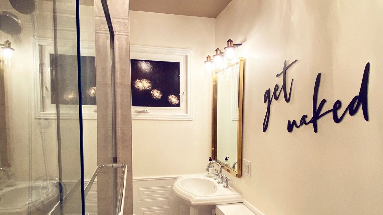 Photo of Bathroom in Tiny