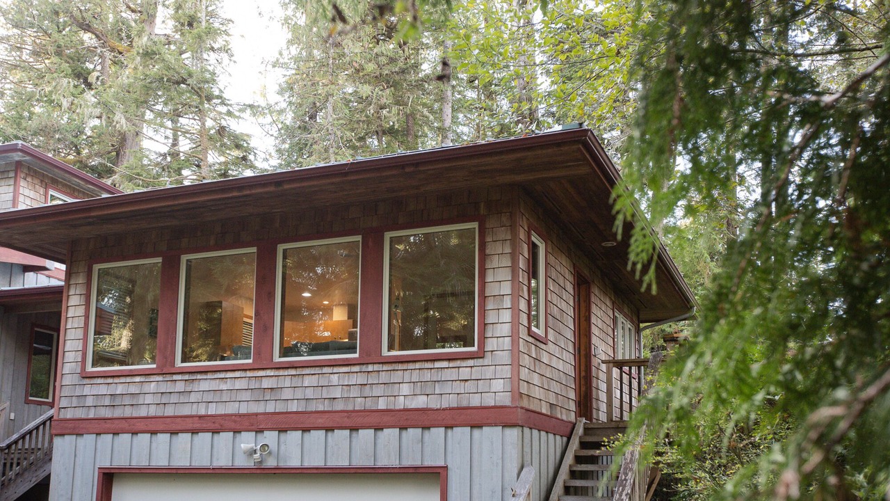 Photo of Others in Tofino