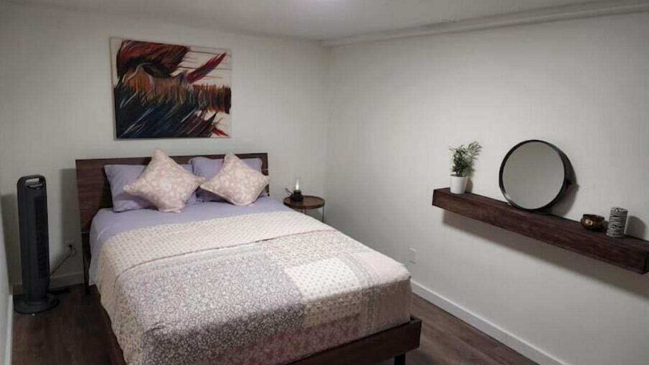 Photo of Bedroom in Alcona