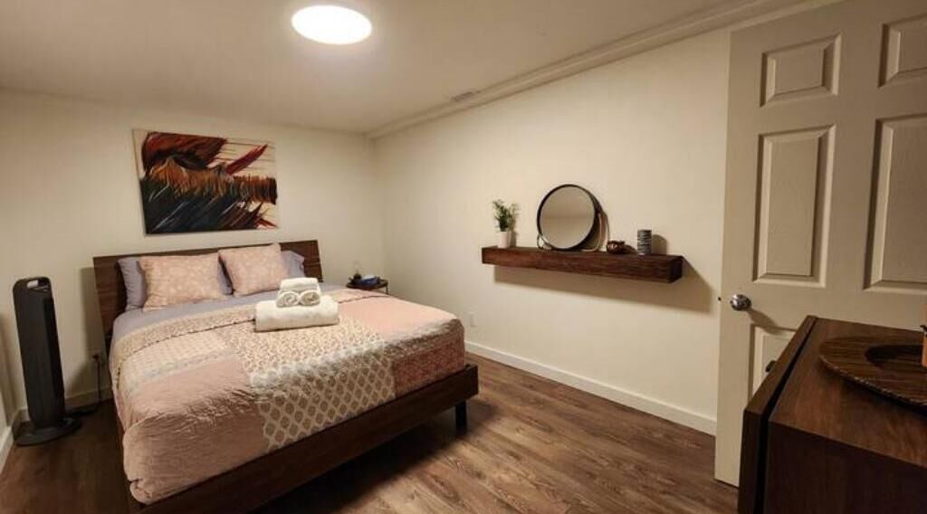Photo of Bedroom in Alcona
