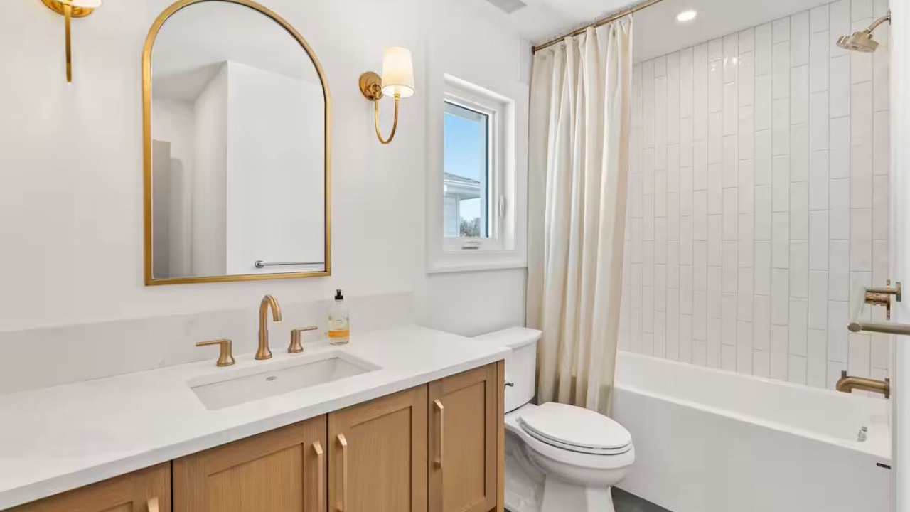 Photo of Bathroom in Central Okanagan