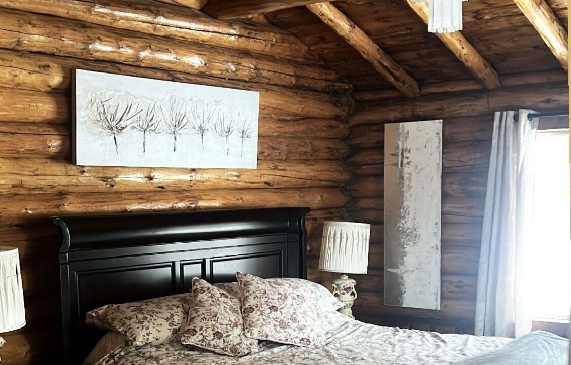 Photo of Livingroom in Alberta