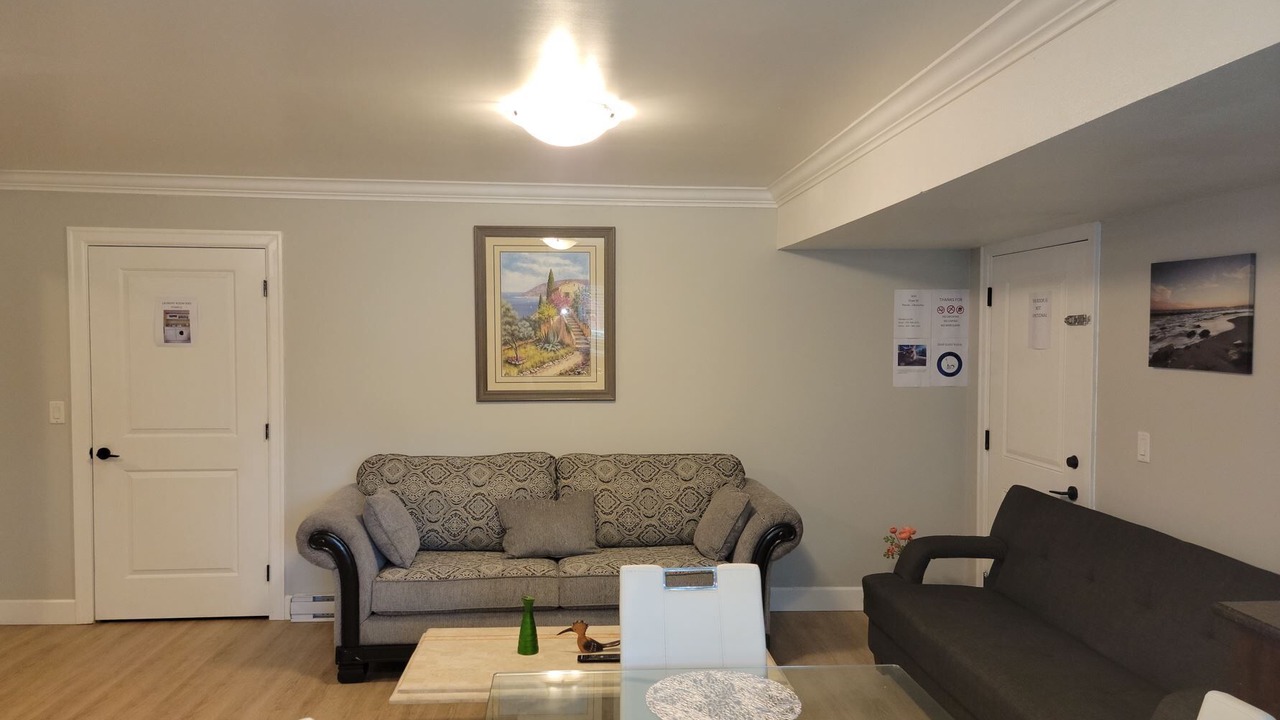 Photo of Livingroom in Abbotsford
