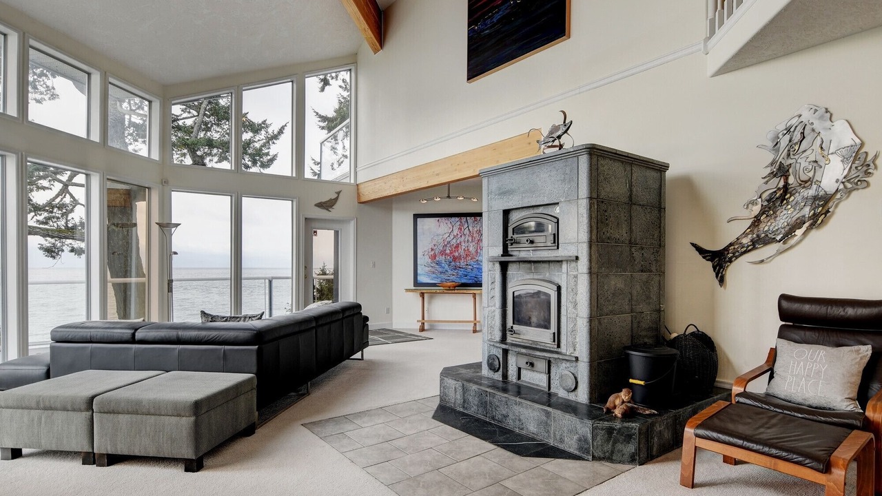 Photo of Livingroom in Otter Point