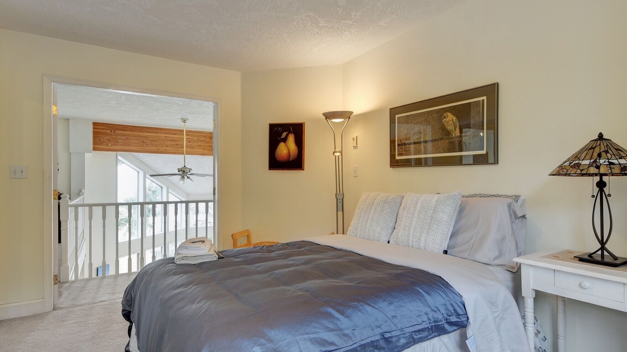 Photo of Bedroom in Otter Point
