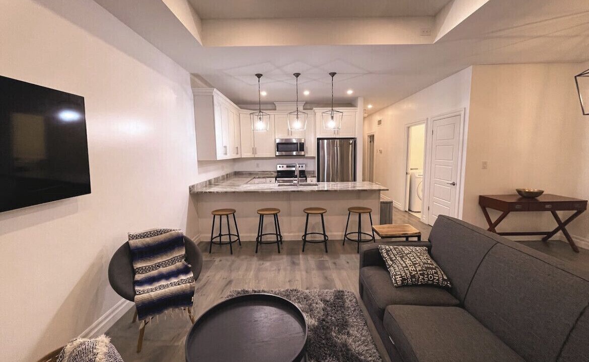 Photo of Livingroom in East Windsor