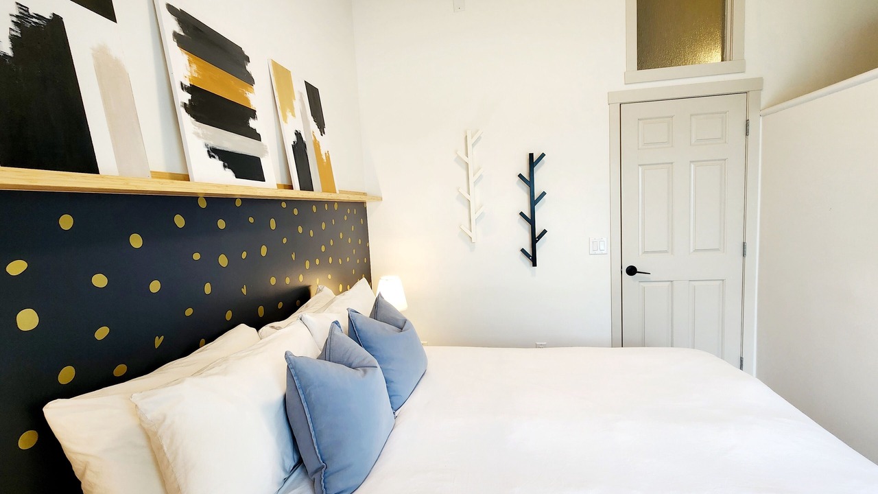 Photo of Bedroom in Harvie Heights
