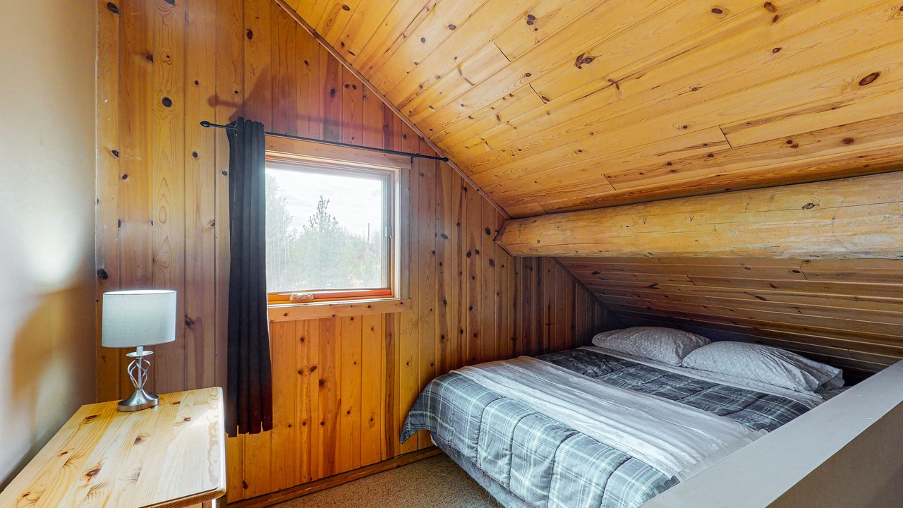 Photo of Bedroom in Lac Le Jeune