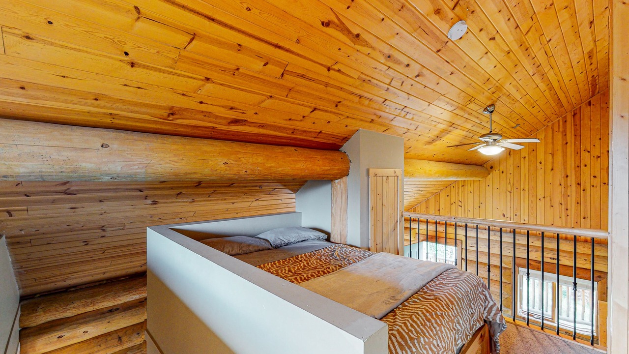 Photo of Bedroom in Lac Le Jeune
