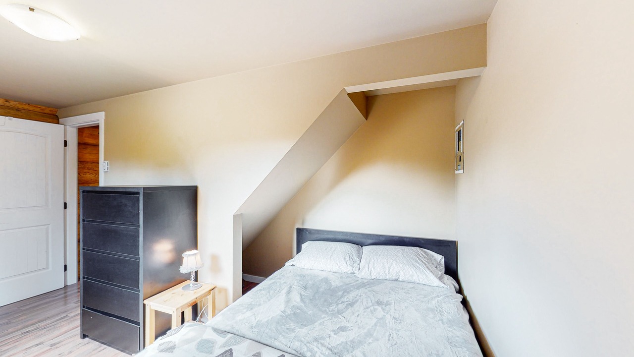 Photo of Bedroom in Lac Le Jeune