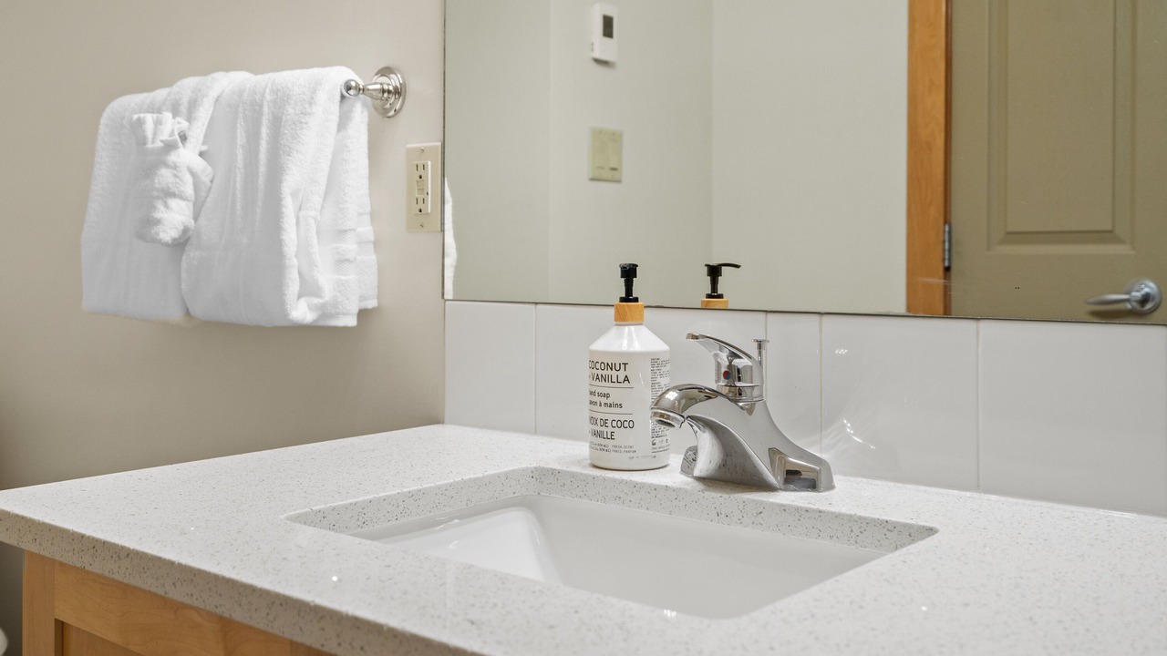 Photo of Bathroom in Cougar Creek