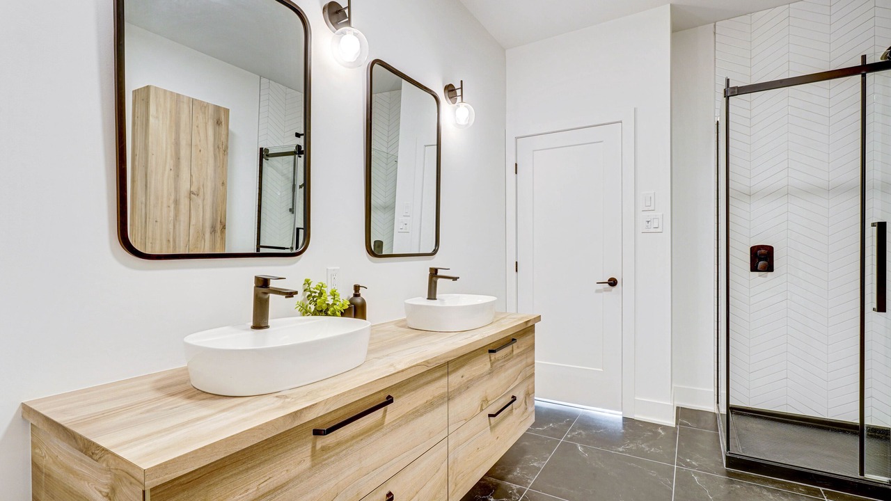 Photo of Bathroom in Ayers Cliff