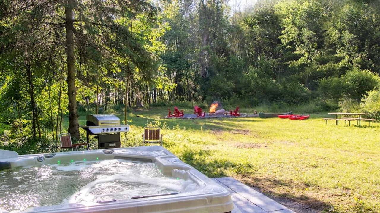 Photo of Outdoor in Noyan