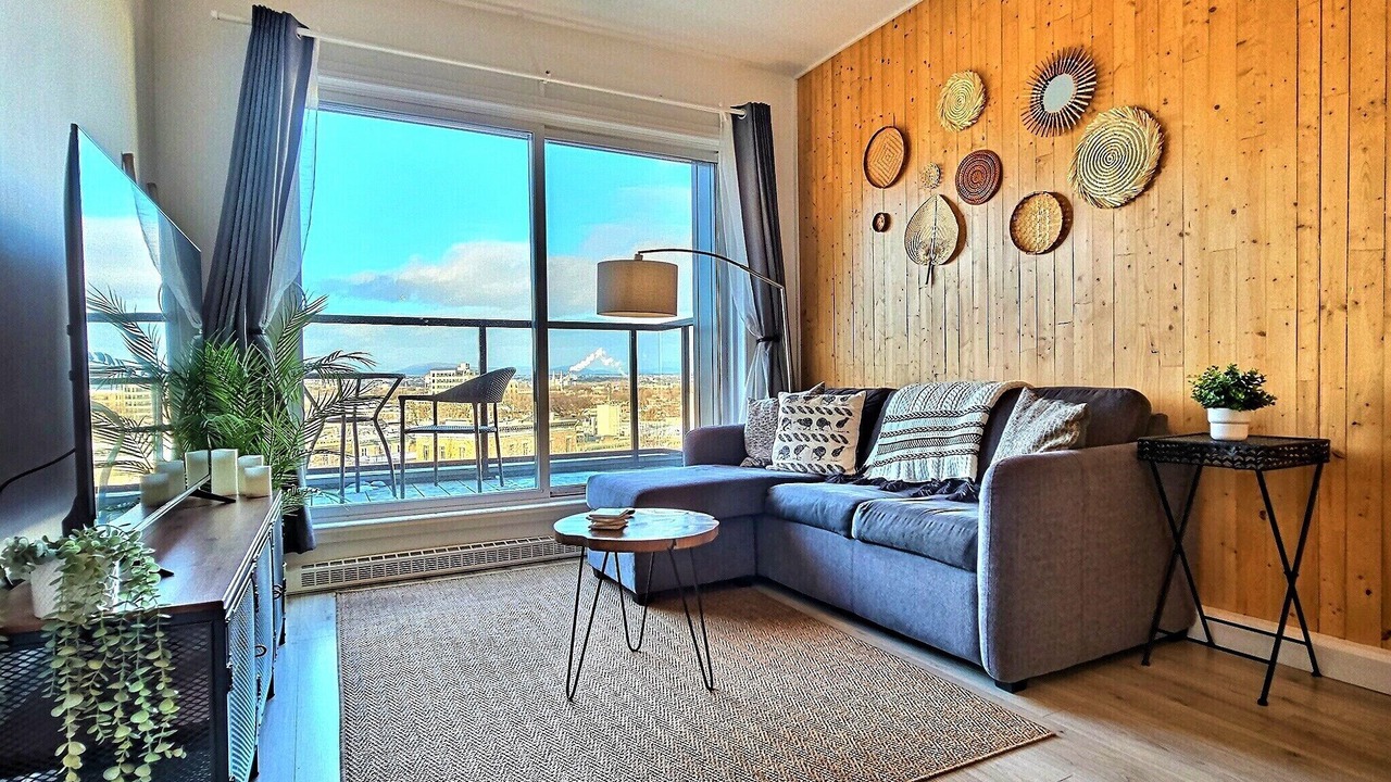 Photo of Livingroom in Centre-Ville