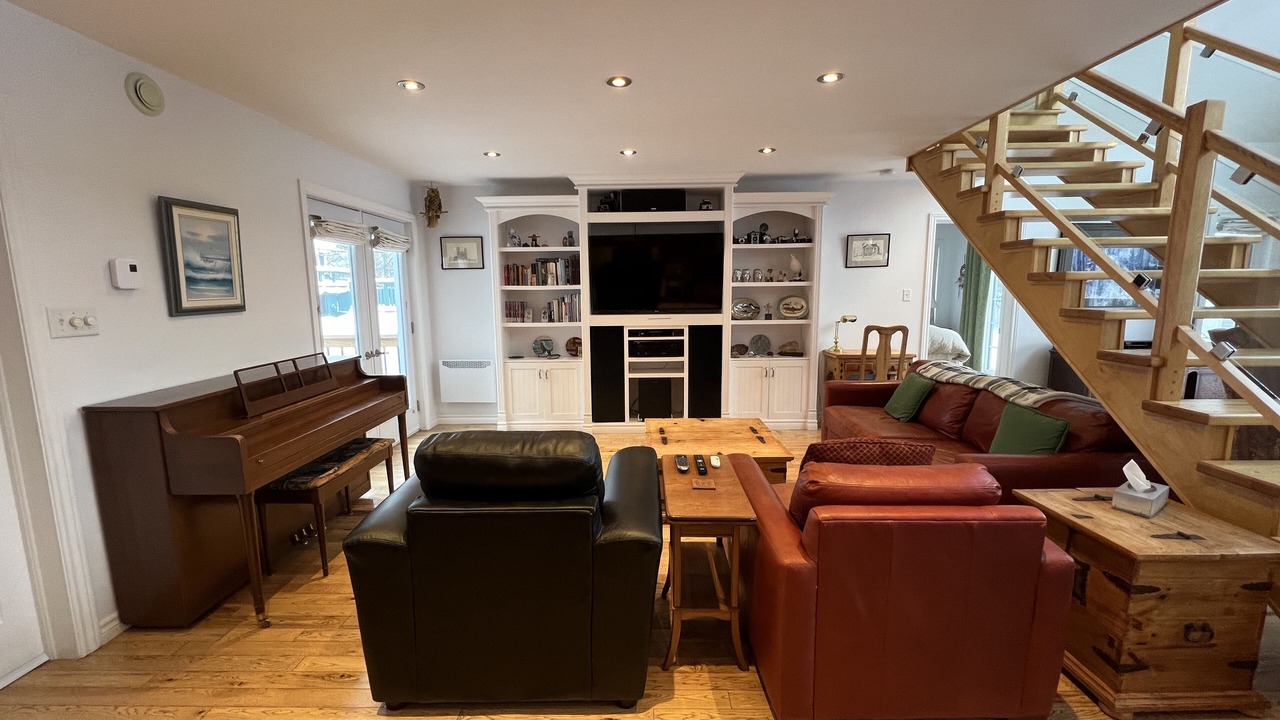 Photo of Livingroom in Humber Valley