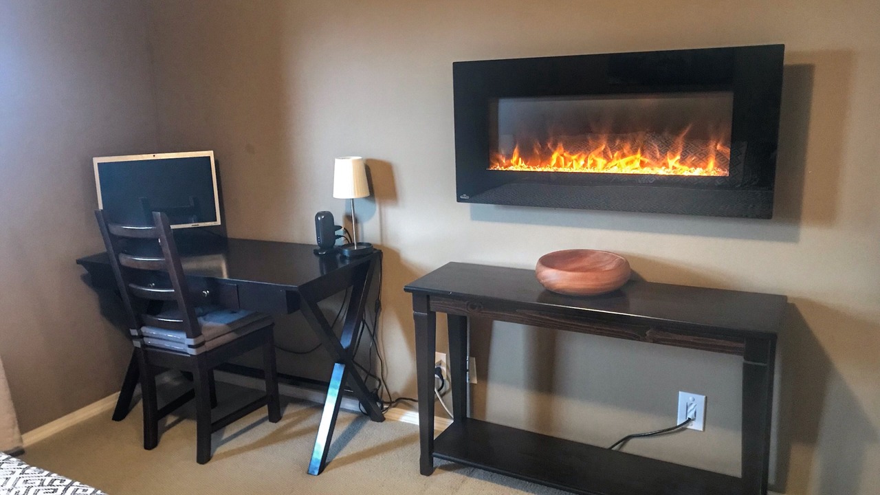 Photo of Livingroom in East Kootenay
