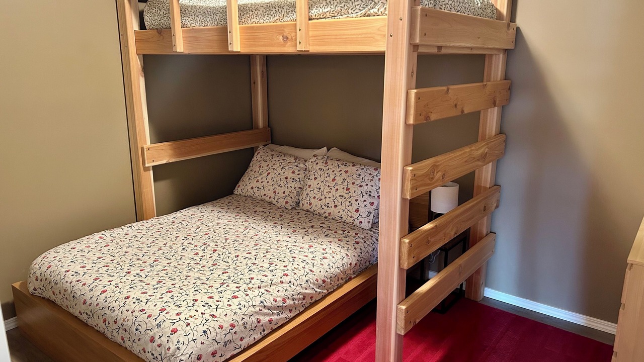 Photo of Bedroom in East Kootenay