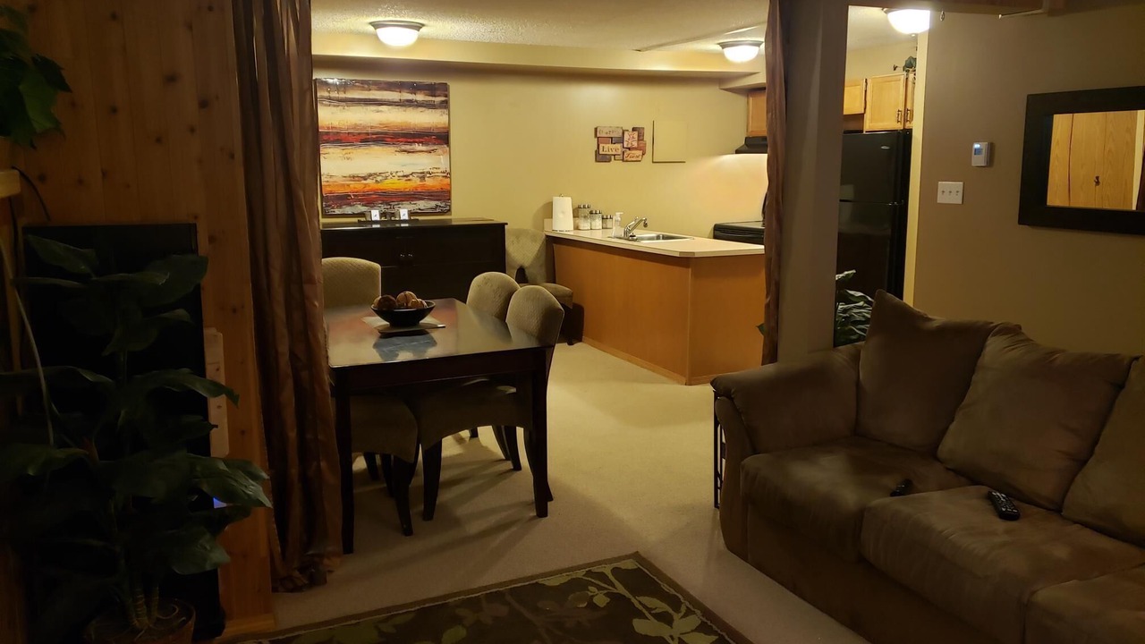 Photo of Livingroom in East Kootenay