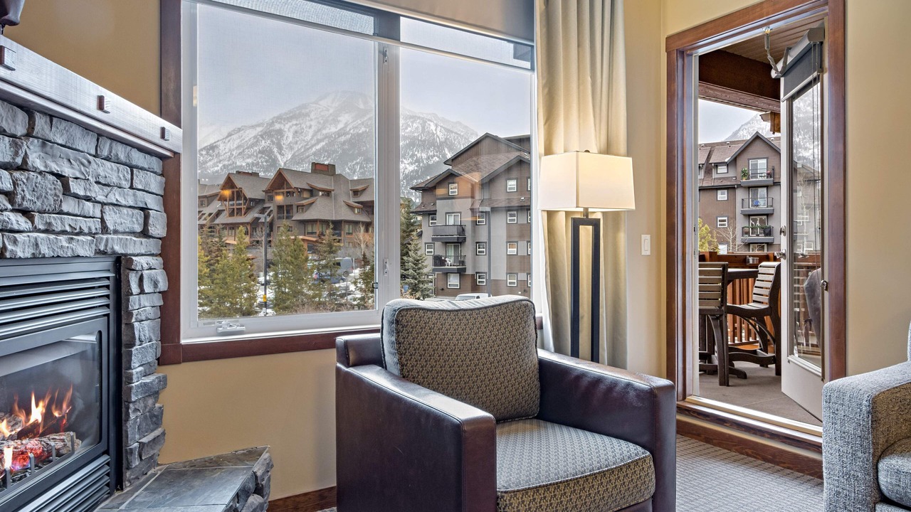 Photo of Livingroom in Cougar Creek