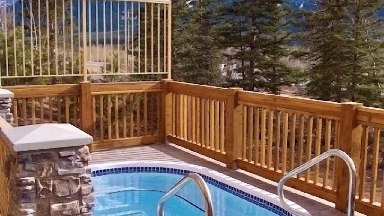 Photo of Outdoor in Cougar Creek