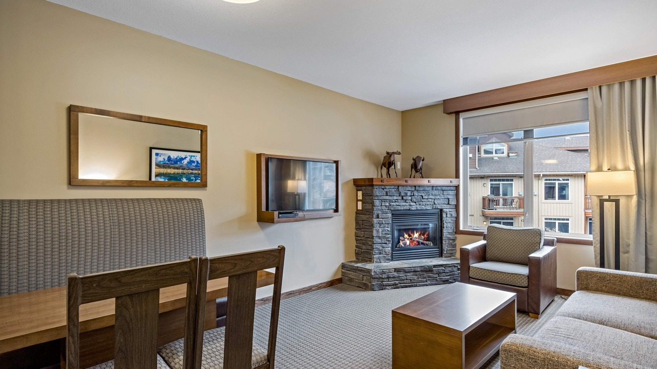 Photo of Livingroom in Cougar Creek