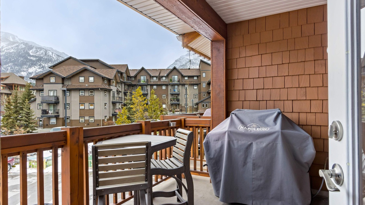 Photo of Outdoor in Cougar Creek