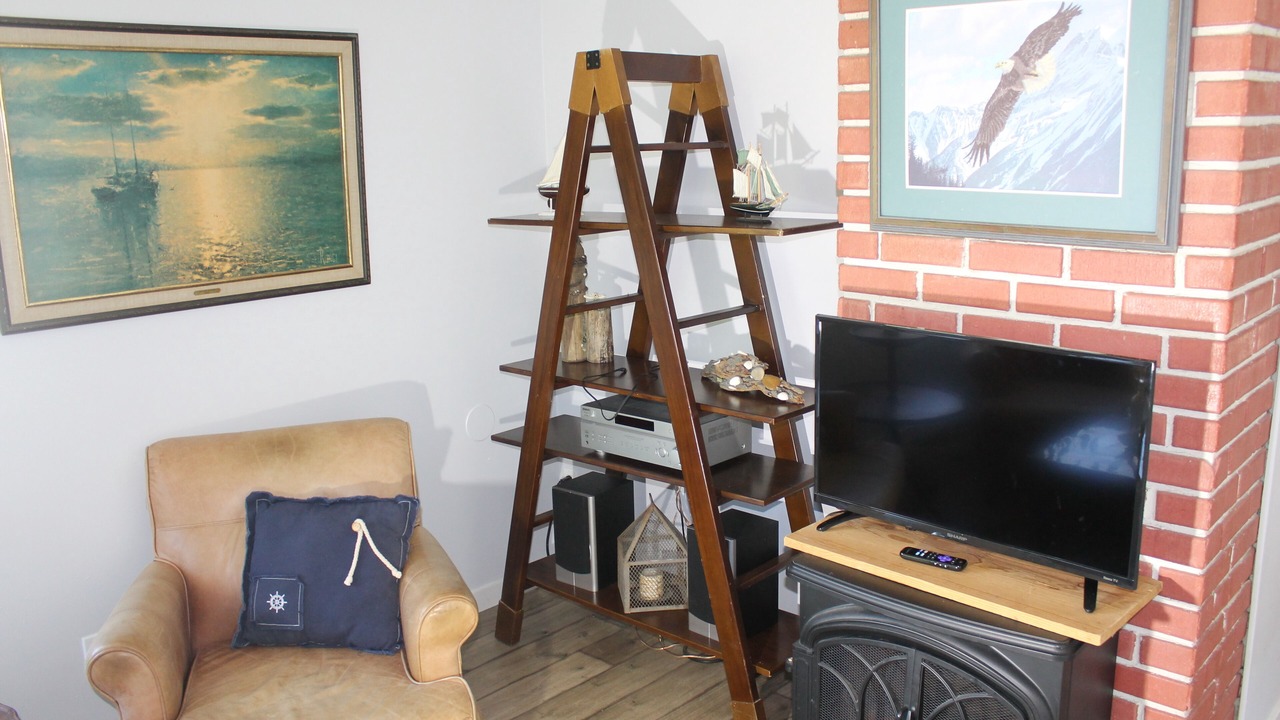Photo of Livingroom in Gibsons