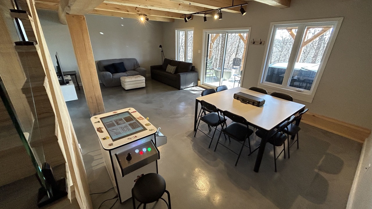 Photo of Bedroom in Les Collines-de-l'Outaouais Regional County Municipality